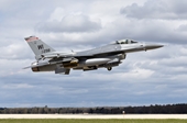 Máy bay quân sự F-16 của Mỹ rơi ở Michigan, phi công mất tích