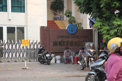 Giám đốc cùng nhân viên hợp thức hóa tiền hoa hồng phạm tội gì