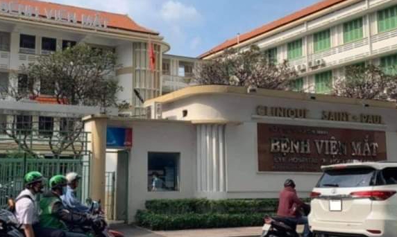Tạm đình chỉ công tác Giám đốc và Phó Giám đốc Bệnh viện mắt TP HCM để điều tra