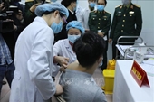Việt Nam tiêm thử nghiệm vaccine Nanocovax ngừa COVID-19 trên người tình nguyện