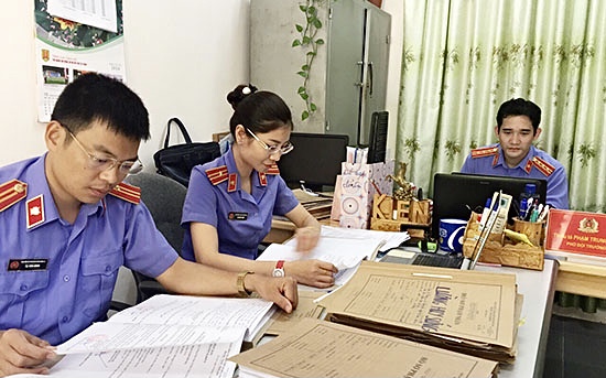 VKSND tối cao hướng dẫn thực hiện chế độ với hợp đồng lao động theo Nghị định 68