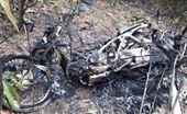 Dựng xe bên bìa rừng, 5 xe máy của cán bộ bảo vệ rừng bị đốt trụi