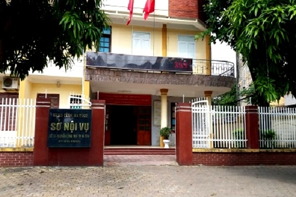 Tuyển dụng lại công chức, vì sao Hà Tĩnh quy định cứng