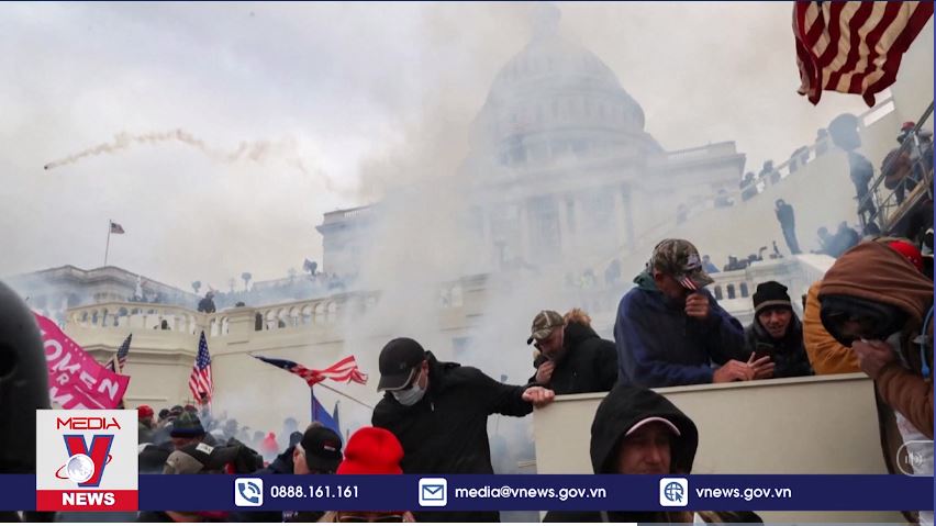 Mỹ Một phụ nữ thiệt mạng do trúng đạn trong vụ biểu tình bạo loạn