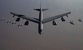 Mỹ lại phái máy bay ném bom chiến lược B-52 đến Vịnh Ba Tư