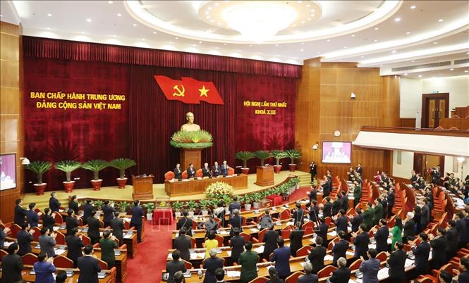 Danh sách 18 đồng chí Ủy viên Bộ Chính trị khóa XIII