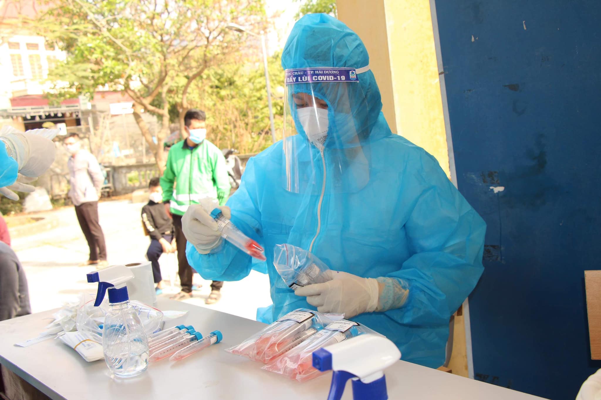 Chiều 4 2 có 9 ca mắc COVID-19, Hà Nội thêm 1 ca lây nhiễm