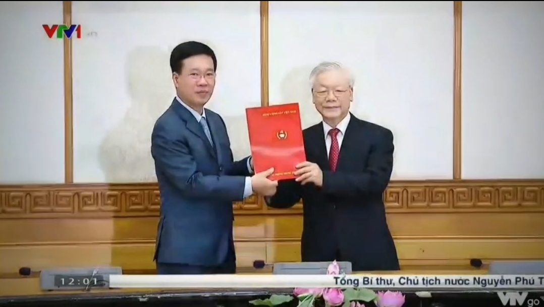 Bộ Chính trị phân công công tác