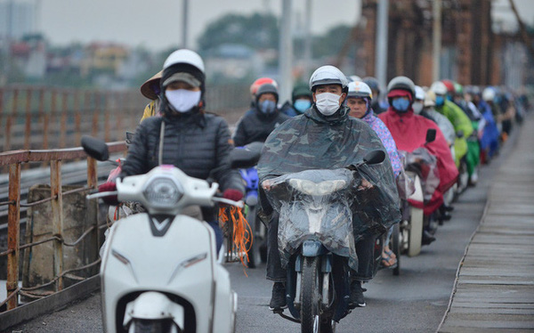 Không khí lạnh tràn về, miền Bắc mưa dông từ đêm nay