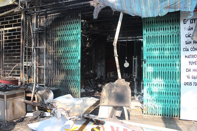 Giải cứu thành công 6 người trong vụ hỏa hoạn ngày mùng 4 Tết