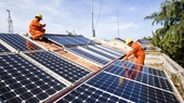 Phát triển điện mặt trời thiếu kiểm soát, tác động bất lợi đến tăng trưởng kinh tế