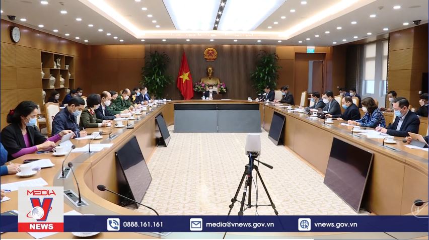 Không lơ là phòng dịch ngay cả khi có vaccine