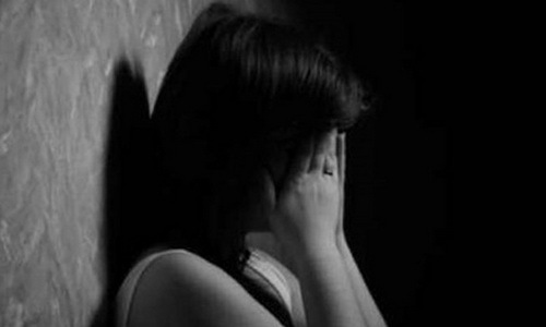 Phát lệnh truy nã đối tượng yêu bé gái 14 tuổi