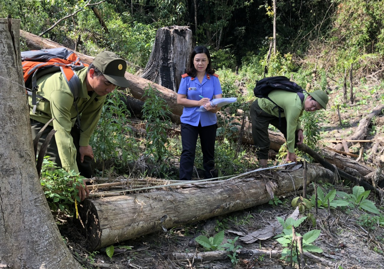 Kiểm sát viên miền ngược và những vất vả không dễ sẻ chia