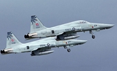 Hai máy bay quân sự F-5E Đài Loan đụng nhau trên không