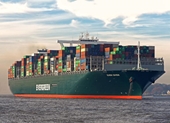 Tàu container khổng lồ mắc cạn, kênh đào Suez tắc nghẽn