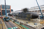 Kinh ngạc với ca “phẫu thuật” cắt đôi 2 tàu ngầm hạt nhân cũ để ghép thành một chiếc mới