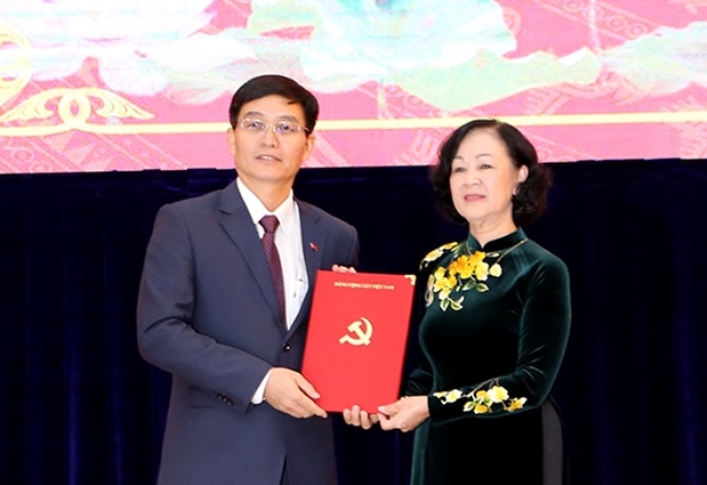 Bộ Chính trị phân công đồng chí Nguyễn Đình Trung giữ chức Bí thư Tỉnh ủy Đắk Lắk