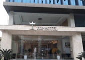 Khách sạn Top Hotel Hữu Nghị tự nghĩ ra khoản phí cho công an và y tế