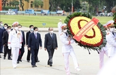 Kỷ niệm Ngày sinh Chủ tịch Hồ Chí Minh Lãnh đạo Đảng, Nhà nước vào Lăng viếng Bác