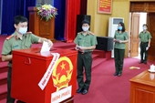 Hơn 3 300 cử tri Bắc Ninh tuân thủ nghiêm ngặt phòng, chống COVID-19 đi bầu cử sớm