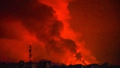 Núi lửa Nyiragongo bất ngờ phun trào dữ dội