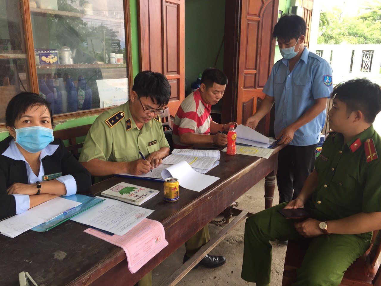 Xử phạt cây xăng tự điều chỉnh giá bán cao hơn quy định