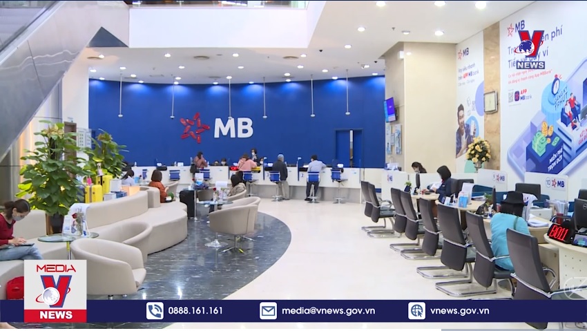 Vi phạm khi làm lộ thông tin khách hàng