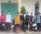 Cảnh sát vây bắt nhóm thanh niên tụ tập đua xe giữa mùa dịch COVID-19