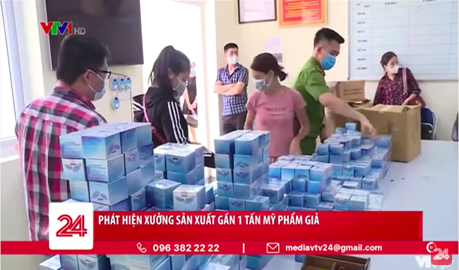 Phát hiện xưởng sản xuất gần 1 tấn mỹ phẩm giả