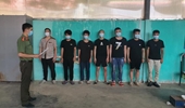 Phát hiện 7 người Trung Quốc nhập cảnh trái phép trốn trong thùng xe tải