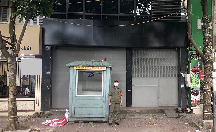 Hà Nội Phát hiện quán karaoke “chui”, đội lốt nhà hàng đón khách vào hát