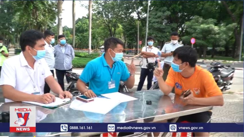TP HCM xử phạt người ra đường không có lý do