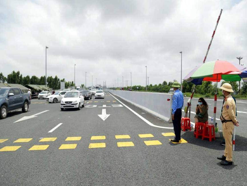 Test nhanh COVID-19 không được vào Quảng Ninh