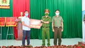 Một người dân ở Đắk R lấp ủng hộ 150 triệu đồng phòng chống COVID-19