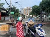 TP Hồ Chí Minh xử lý nghiêm người giả shipper để “kiếm cớ” ra đường