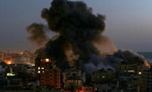 Israel không kích Dải Gaza với cáo buộc Hamas thả bóng bay gây cháy