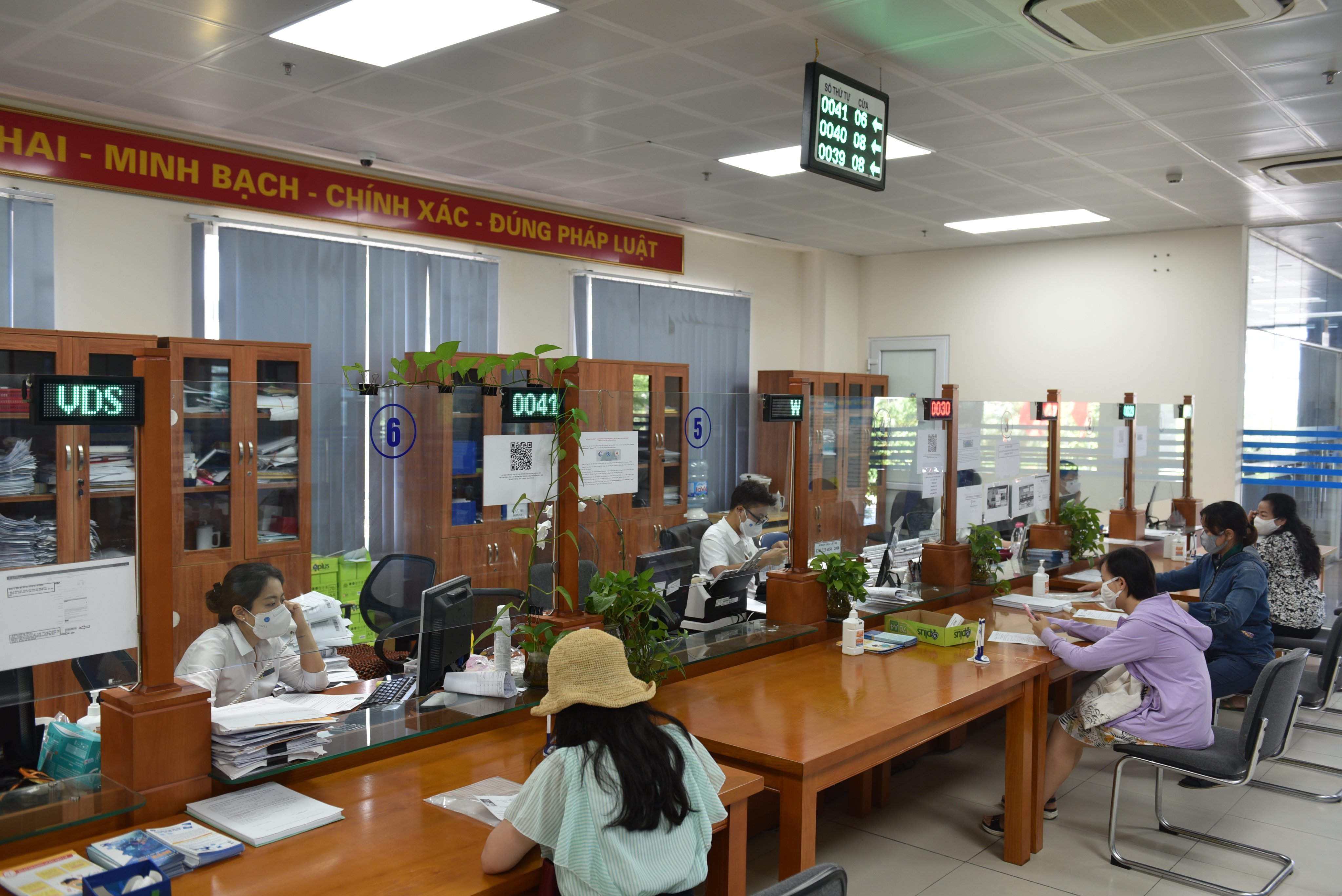 Đảm bảo giải quyết các chính sách hỗ trợ cho doanh nghiệp không quá 01 ngày làm việc