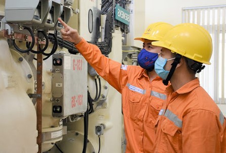 Chính phủ ban hành Nghị quyết tiếp tục hỗ trợ giảm tiền điện, giảm giá điện