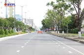 Phố phường Đà Nẵng vắng vẻ trong ngày đầu giãn cách xã hội theo Chỉ thị 16