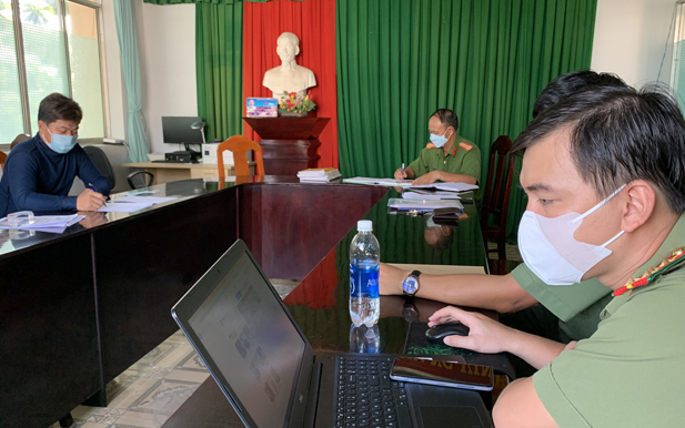 Xử lí đối tượng sử dụng mạng xã hội xuyên tạc, xúc phạm uy tín cơ quan, tổ chức nhà nước