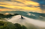 Khám phá những đỉnh núi linh thiêng Việt Nam