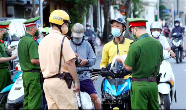 Công an Hà Nội triển khai 6 tổ kiểm tra, xử lý người ra đường không có lý do