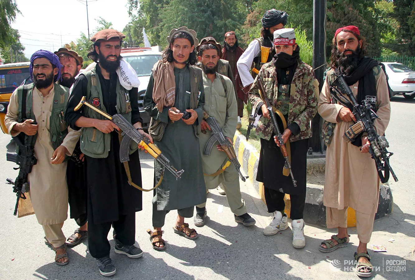 Taliban điều quân đối phó với Mặt trận kháng chiến ở tỉnh Panjshir, Afghanistan
