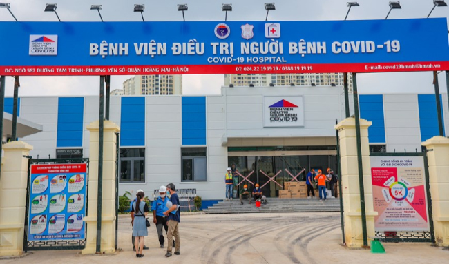Hà Nội gấp rút hoàn thiện bệnh viện dã chiến điều trị bệnh nhân COVID-19