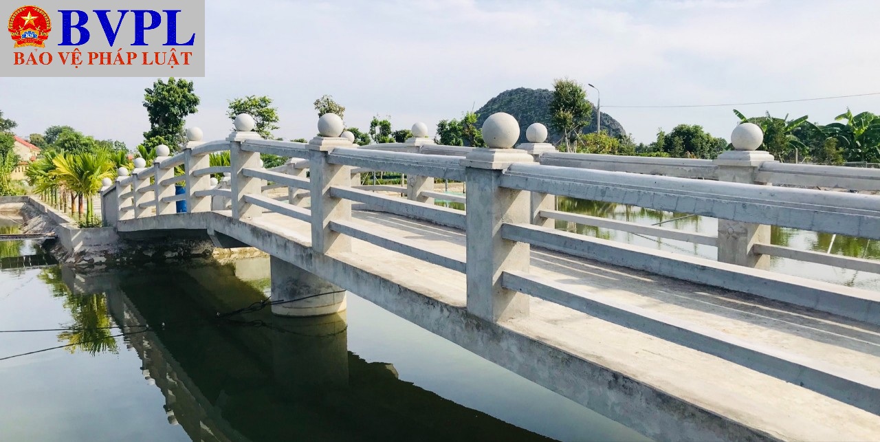 Chính quyền bất lực để biệt phủ khủng xây dựng trái phép trên đất lúa