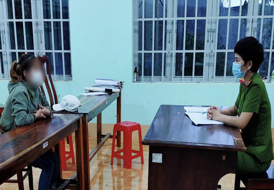 Xử phạt 7 đối tượng tụ tập ăn nhậu trong thời gian giãn cách xã hội