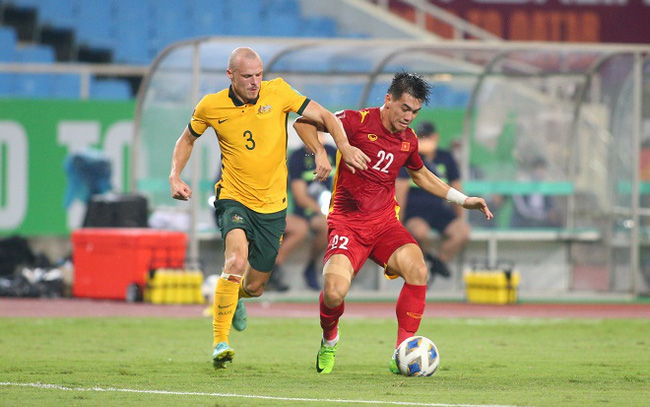 Đội tuyển Việt Nam tụt 3 bậc trên BXH FIFA