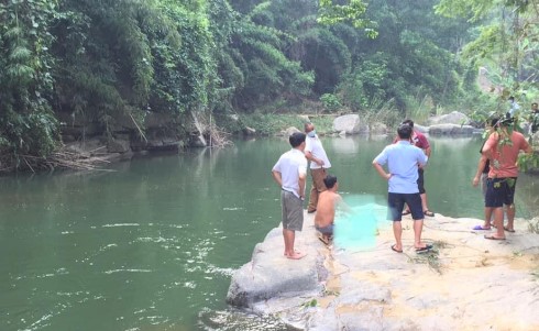 Hai em nhỏ đi bẫy chim bị đuối nước thương tâm ở Gia Lai