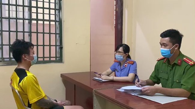 Bắt khẩn cấp nhóm đối tượng cho vay nặng lãi